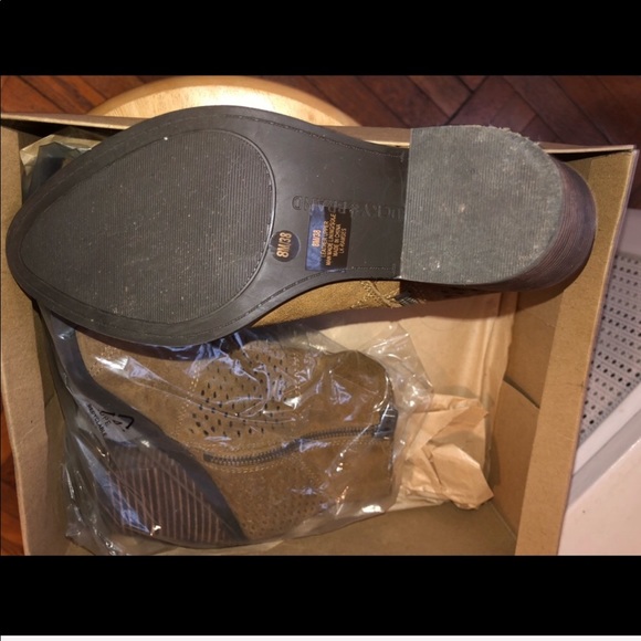 Like New! Lucky Brand Booties Tan, Spring Season - Picture 3 of 3